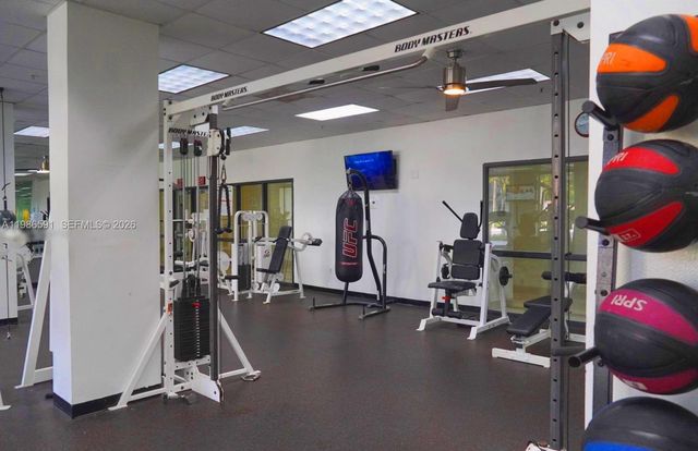 19370 Collins Ave 204, Sunny Isles Beach, FL 33160