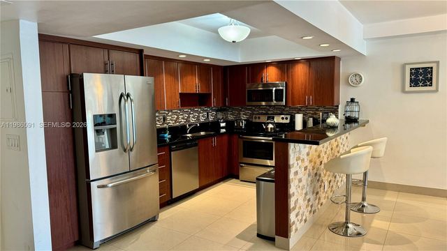 19370 Collins Ave 204, Sunny Isles Beach, FL 33160