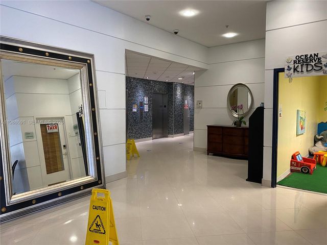 19370 Collins Ave 204, Sunny Isles Beach, FL 33160