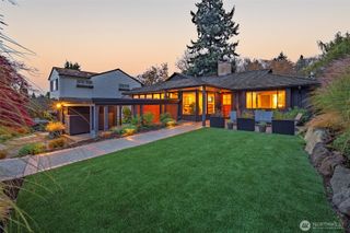 10528 15th Avenue NW, Seattle, WA 98177