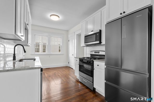 36 Quentin Street, Hamden, CT 06517