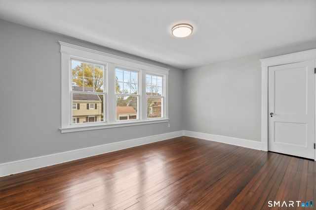 36 Quentin Street, Hamden, CT 06517