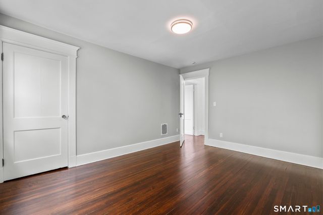 36 Quentin Street, Hamden, CT 06517