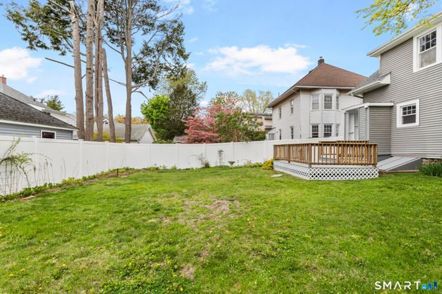 36 Quentin Street, Hamden, CT 06517