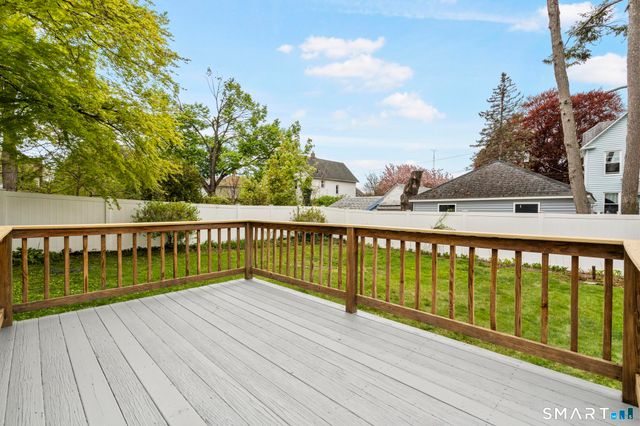 36 Quentin Street, Hamden, CT 06517