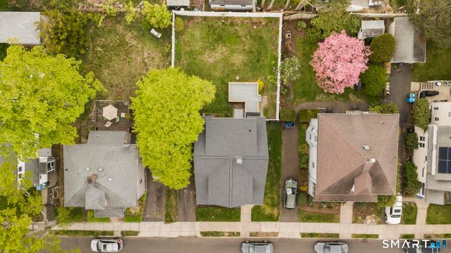 36 Quentin Street, Hamden, CT 06517