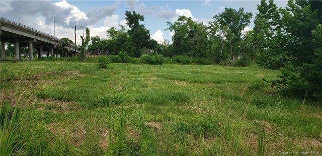 1215 N Railroad Avenue, Lake Charles, LA 70601