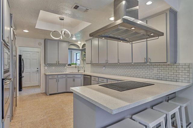 3142 Lazy Lake Lane, Montgomery, TX 77356