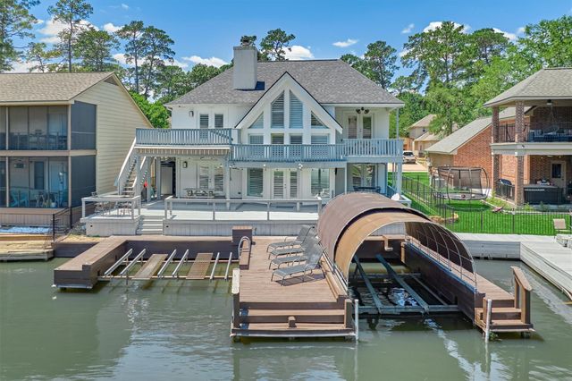 3142 Lazy Lake Lane, Montgomery, TX 77356