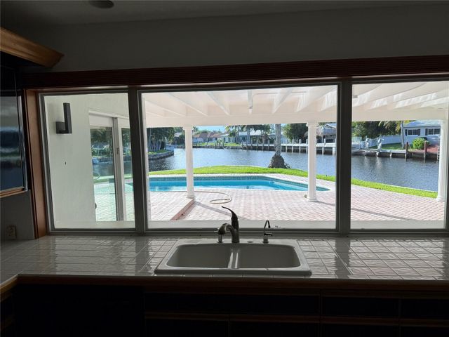 5251 NE 29th Avenue, Fort Lauderdale, FL 33308