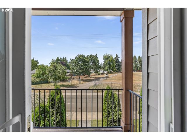 437 Ne 4TH Ave, Canby, OR 97013