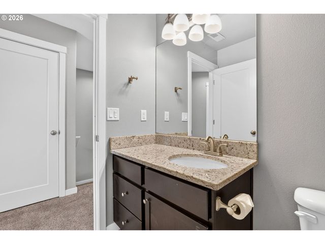 437 Ne 4TH Ave, Canby, OR 97013