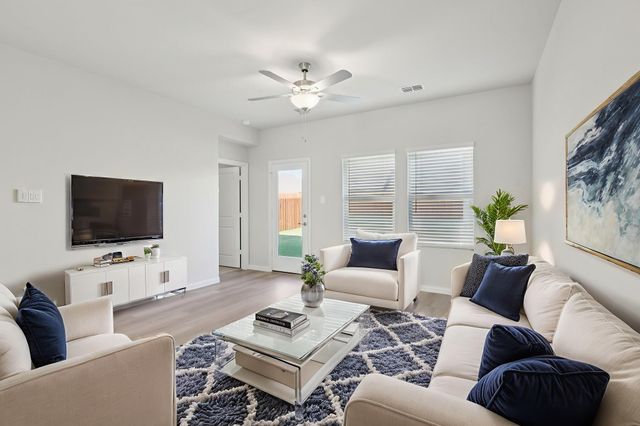 706 Leavenworth Drive, Princeton, TX 75071