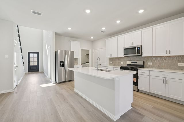 706 Leavenworth Drive, Princeton, TX 75071