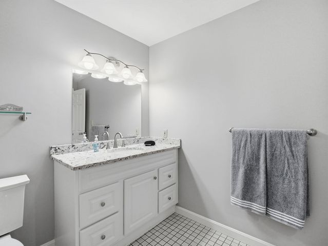 785 Washington St 105, Norwood, MA 02062