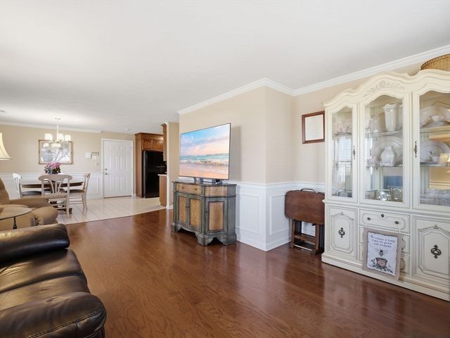 785 Washington St 105, Norwood, MA 02062