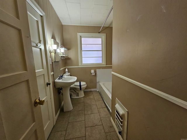 710 N Oak, Morrilton, AR 72110