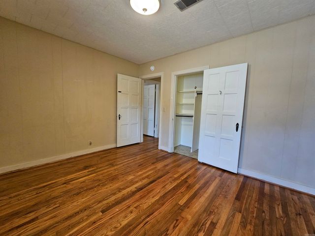 710 N Oak, Morrilton, AR 72110