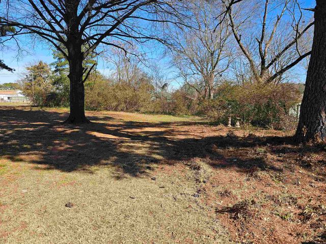 710 N Oak, Morrilton, AR 72110