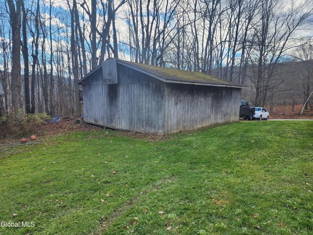 1099 W Hill Road, Worcester, NY 12197