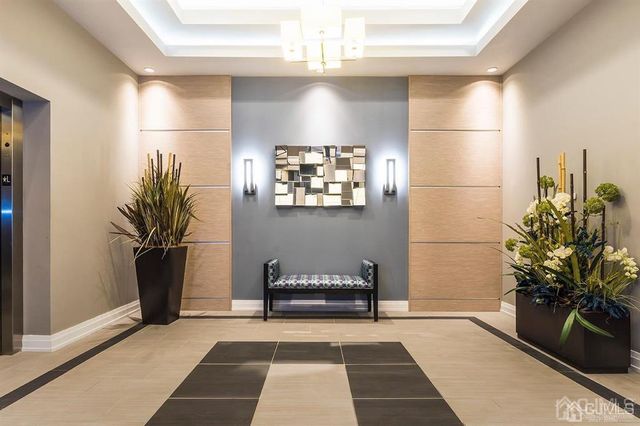 125 W Main Street 316, Somerville, NJ 08876