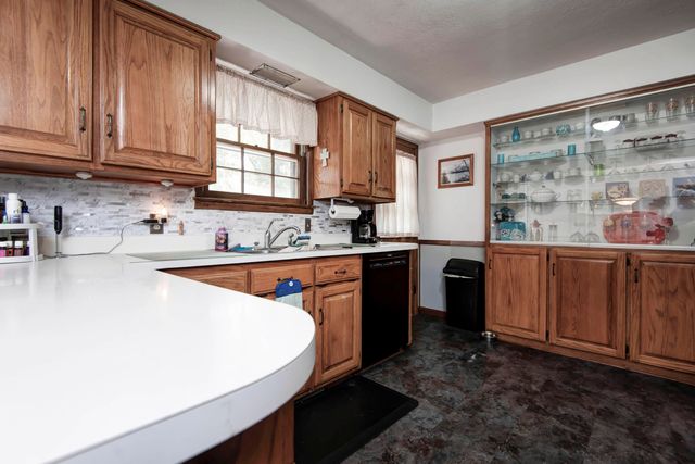 436 S Airwood Avenue, Springfield, MO 65802