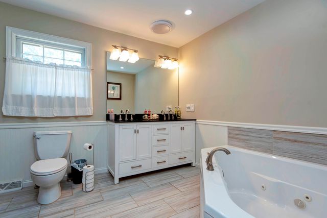 436 S Airwood Avenue, Springfield, MO 65802