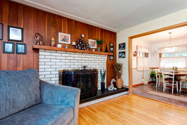 436 S Airwood Avenue, Springfield, MO 65802