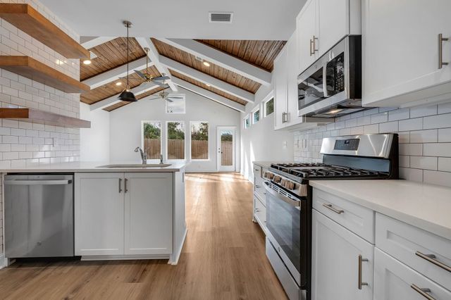 3707 MEADOW VISTA Lane, Tallahassee, FL 32308