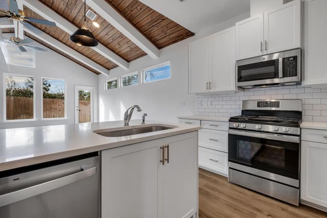 3707 MEADOW VISTA Lane, Tallahassee, FL 32308