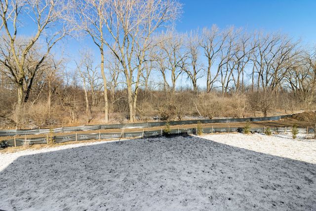 21042 Coventry Circle, Shorewood, IL 60404