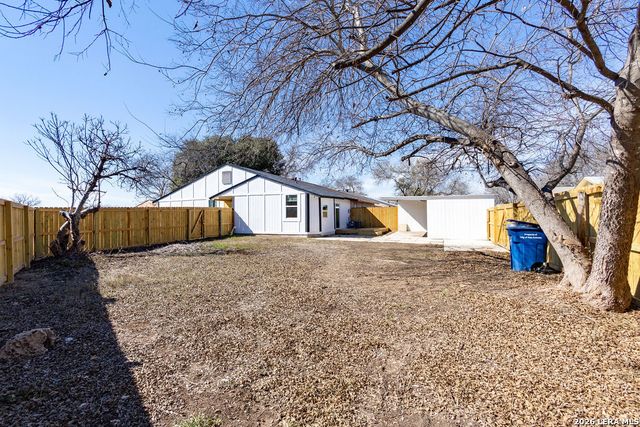 6927 Oldham Dr, San Antonio, TX 78239