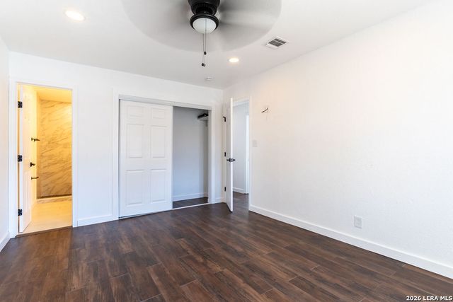 6927 Oldham Dr, San Antonio, TX 78239