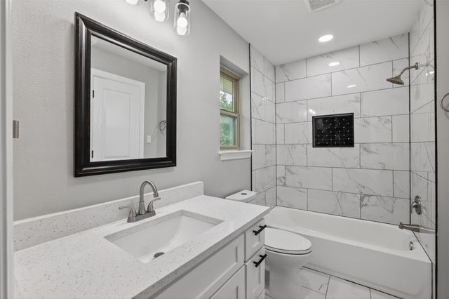 3204 Greenbriar Lane, Plano, TX 75074