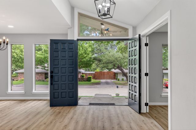 3204 Greenbriar Lane, Plano, TX 75074