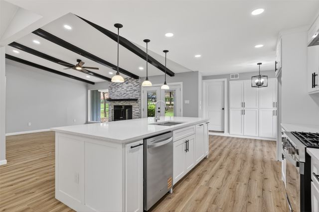 3204 Greenbriar Lane, Plano, TX 75074