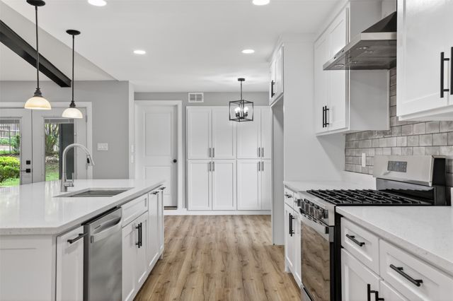 3204 Greenbriar Lane, Plano, TX 75074