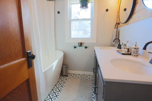 115 S Dallas Street, River Falls, WI 54022