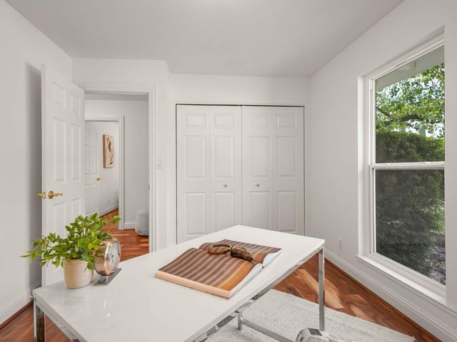 2037 Banbury Road, Walnut Creek, CA 94598