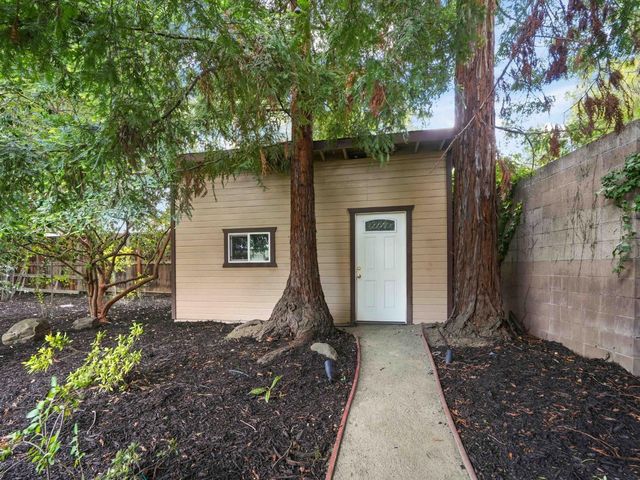 2037 Banbury Road, Walnut Creek, CA 94598