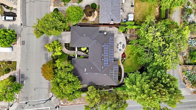 2037 Banbury Road, Walnut Creek, CA 94598