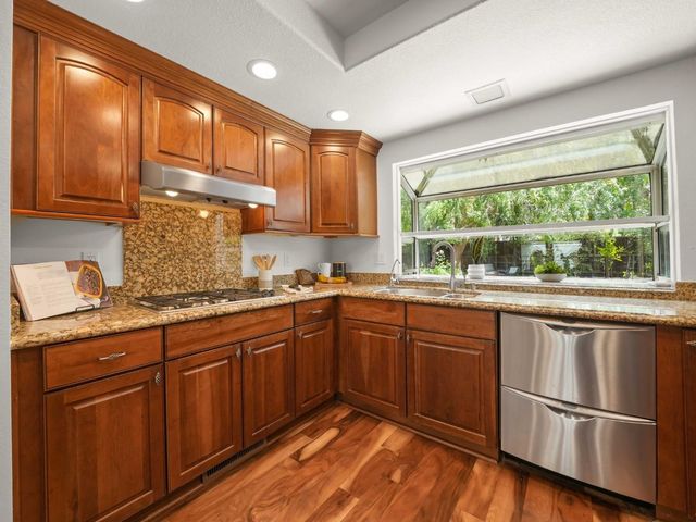 2037 Banbury Road, Walnut Creek, CA 94598