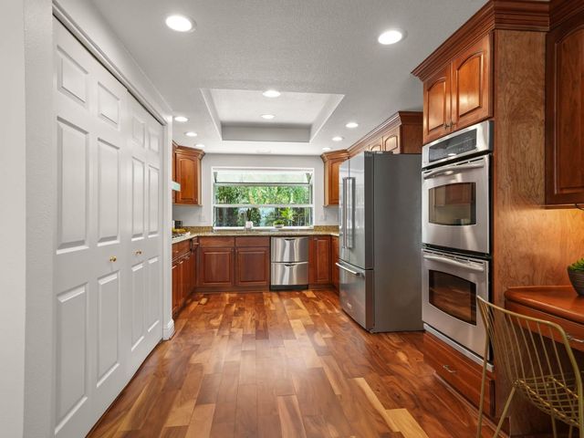 2037 Banbury Road, Walnut Creek, CA 94598