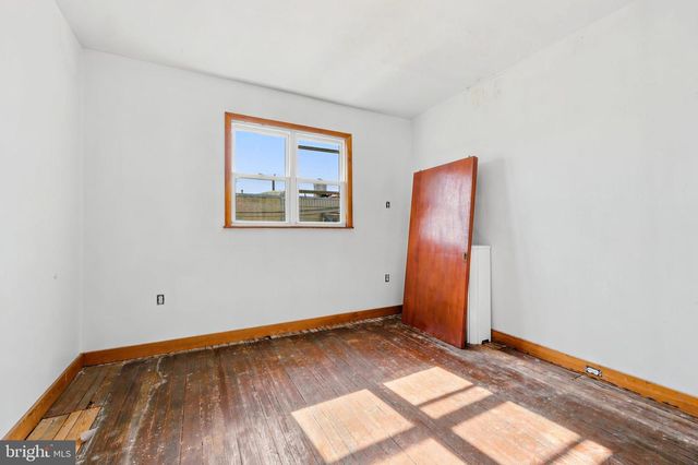 2127 S 16TH ST, Philadelphia, PA 19145