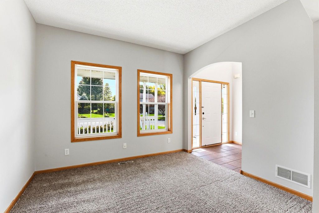 7024 W 144th Street, Savage, MN 55378 — photo 4