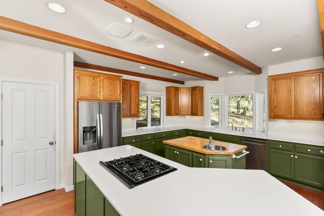 18090 Burke Drive, Plymouth, CA 95669