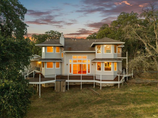 18090 Burke Drive, Plymouth, CA 95669