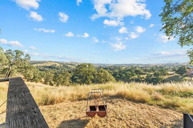 18090 Burke Drive, Plymouth, CA 95669