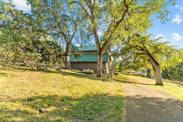 18090 Burke Drive, Plymouth, CA 95669