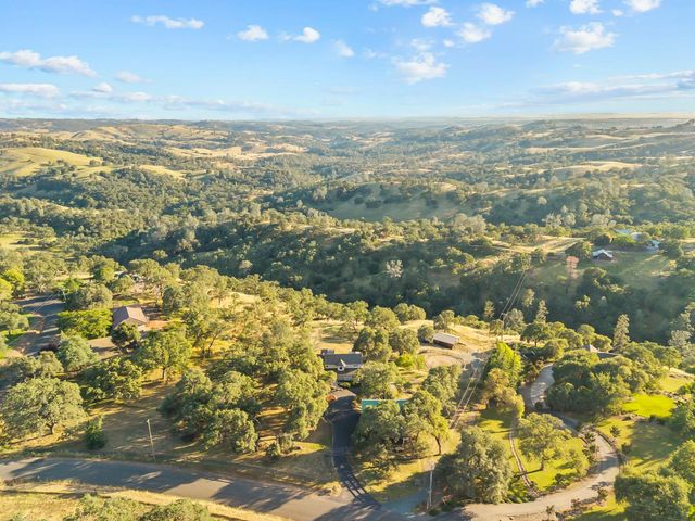 18090 Burke Drive, Plymouth, CA 95669